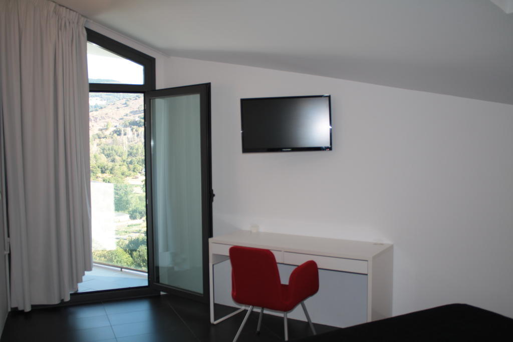 Hostal Tres Campanas Villafranca Del Bierzo Zimmer foto